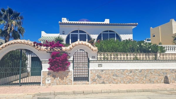 Villa en venta en San Miguel de Salinas - Foto 2