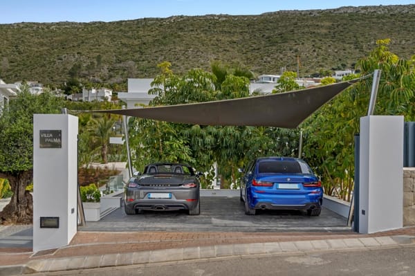 ¡Espectacular villa (2023) con privacidad y materiales de alta calidad! - Foto 51