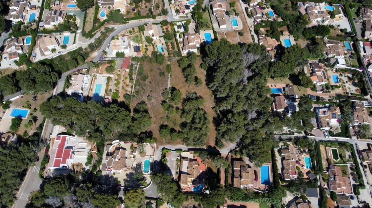 Flat plot in the sought-after area of Montgo in Jávea - Foto 2