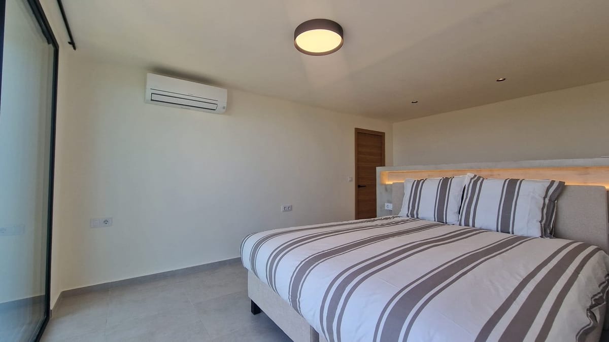 ULTIMATE LUXURY VILLA: 6-BEDROOM, CUMBRE DEL SOL RETREAT | BREATHTAKING PANORAMIC SEA VIEWS | TURNKEY & SUSTAINABLE - Foto 22