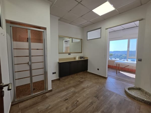 Local comercial con opción a vivienda en Benissa Pueblo : luz, amplitud y vistas al Peñón de Ifach y al Mar - Foto 5
