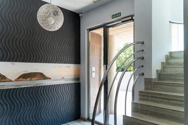 Apartamento en privilegia ubicacion con impresionantes vistas mar - Foto 45