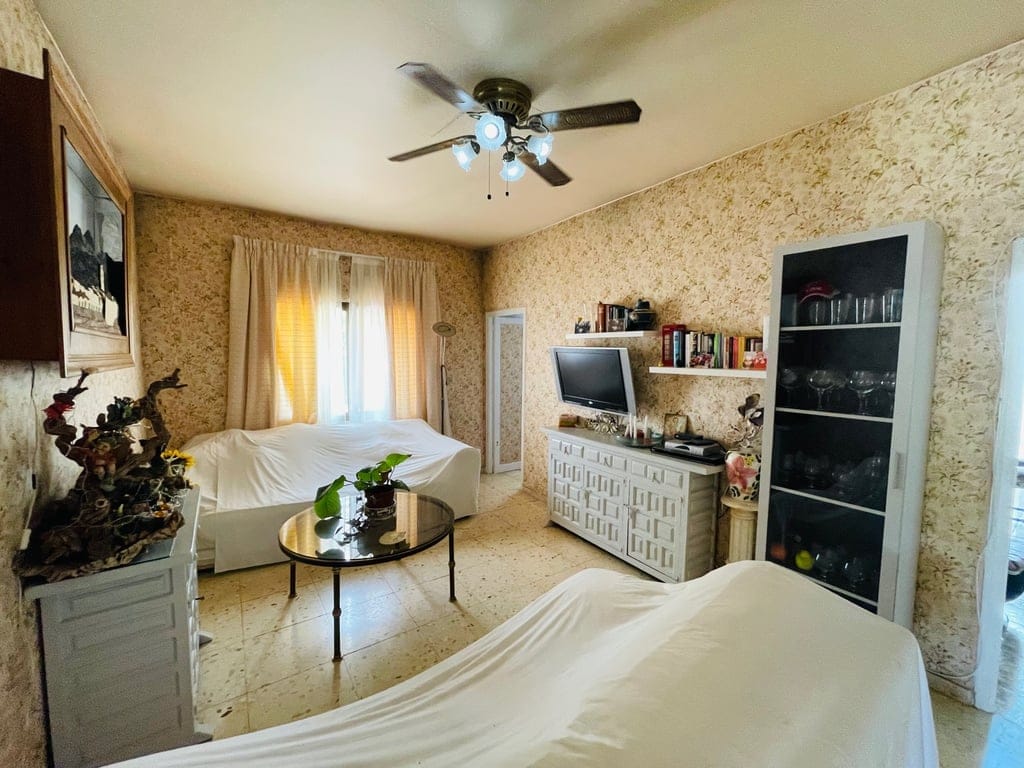 Pedreguer. Spacious country house with pool for sale - Foto 36