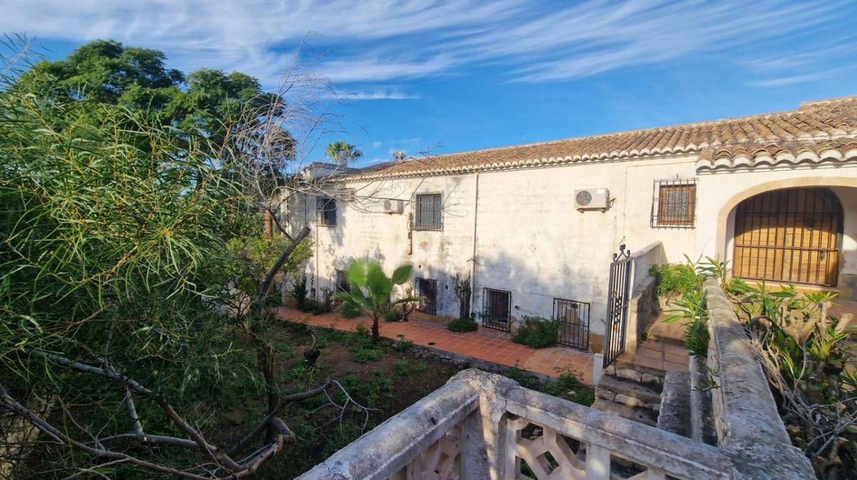 PREMIUM OPPORTUNIDAD INWESTYCYJNA: RZADKA DZIAŁKA FINCA 2,500M² Z FENOMENALNYMI WIDOKAMI NA DOLINĘ | RAFALET, JÁVEA | UKIERUNKOWANIE NA POŁUDNIE - Foto 8