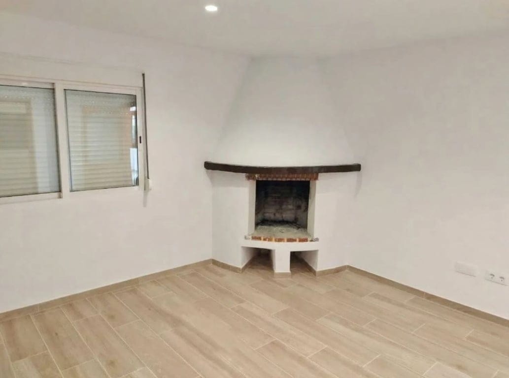 Möglichkeit: Einfache Rustikale Finca in der Nähe des Arenal in Jávea | 4 Schlafzimmer, 1.500 m² Grundstück | Nur 519.000 €! - Foto 4