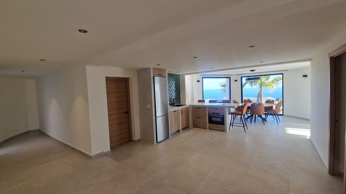 ULTIMATE LUXURY VILLA: 6-BEDROOM, CUMBRE DEL SOL RETREAT | BREATHTAKING PANORAMIC SEA VIEWS | TURNKEY & SUSTAINABLE - Foto 37