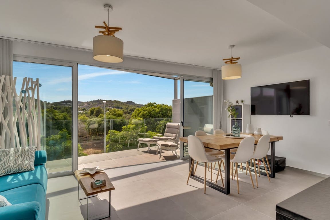 Modern 3-bedroom apartment with a large terrace. - Foto 4