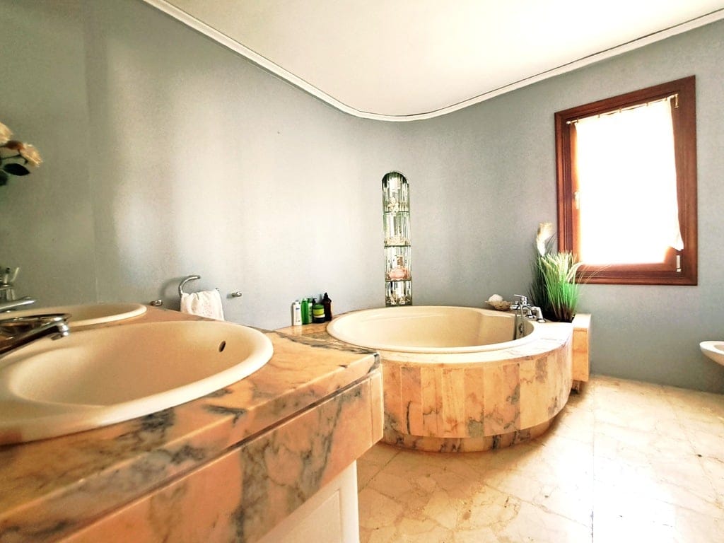 Penthouse with a large terrace and pool for sale in Dénia beach. - Foto 20