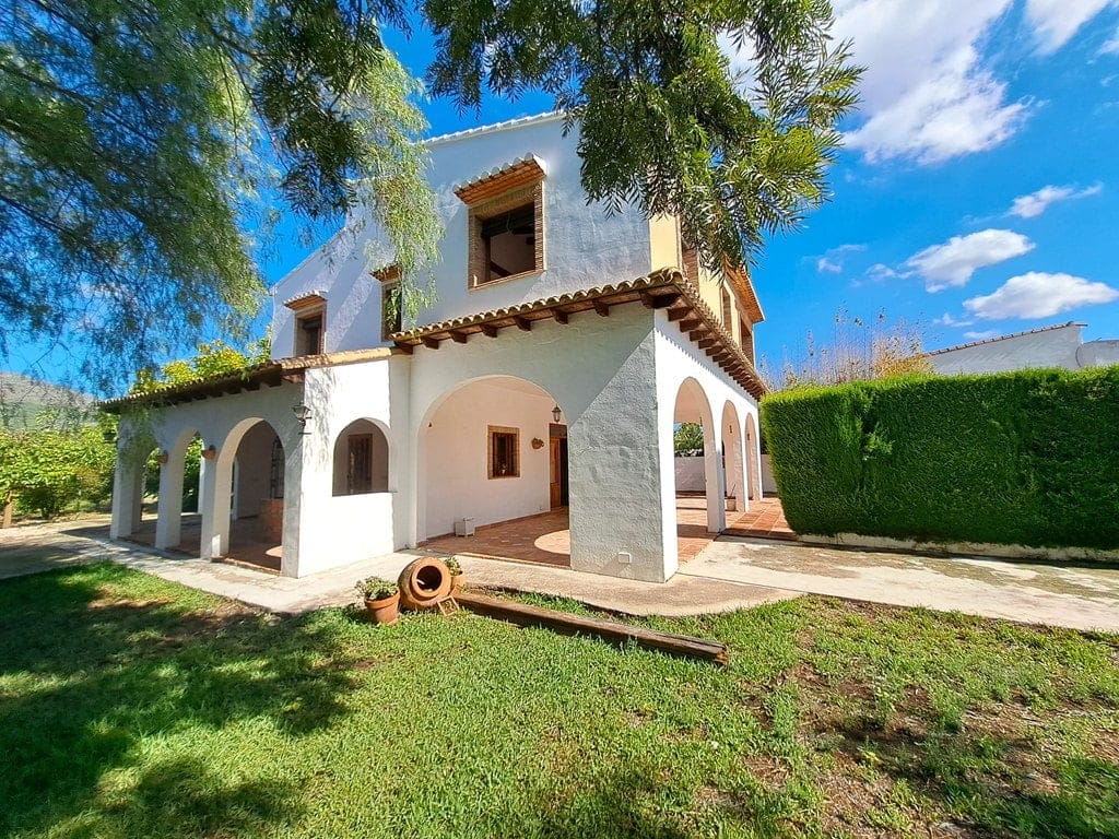 Family villa with pool for sale in Orba - Foto 4