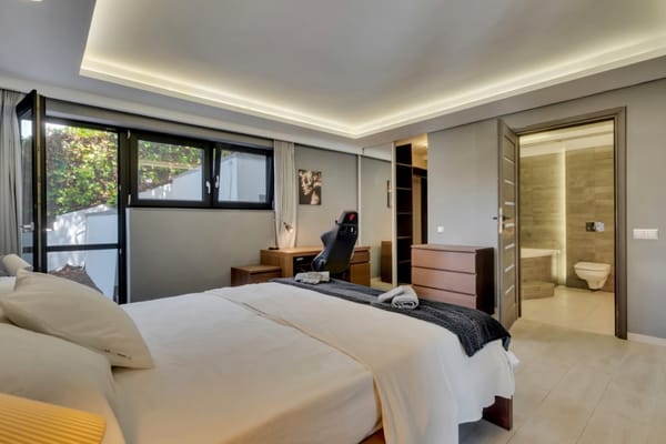 Impresionante villa moderna ubicada en la prestigiosa urbanización ( TOSALET ) - Foto 32