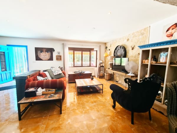 Farm in Castell de Castells for sale with 5 bedrooms, pool, and large land. - Foto 7