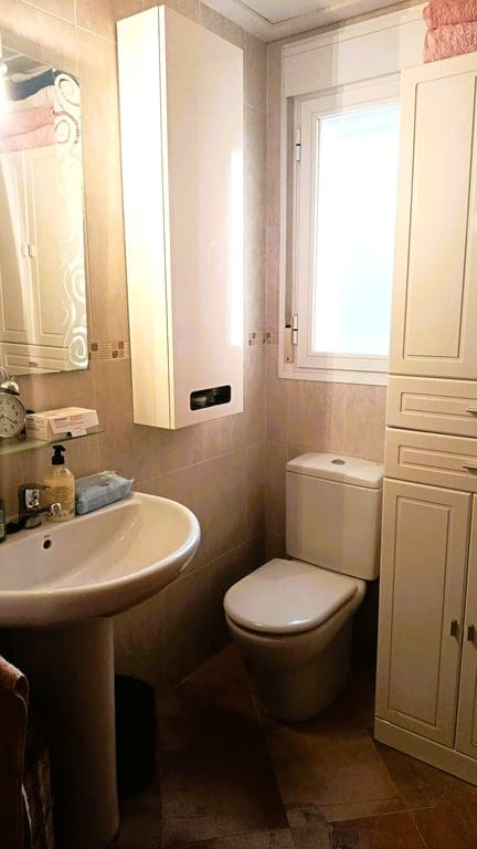 Charmante geschakelde woning met privé garage en een groot terras in het hart van Alcalalí. - Foto 6