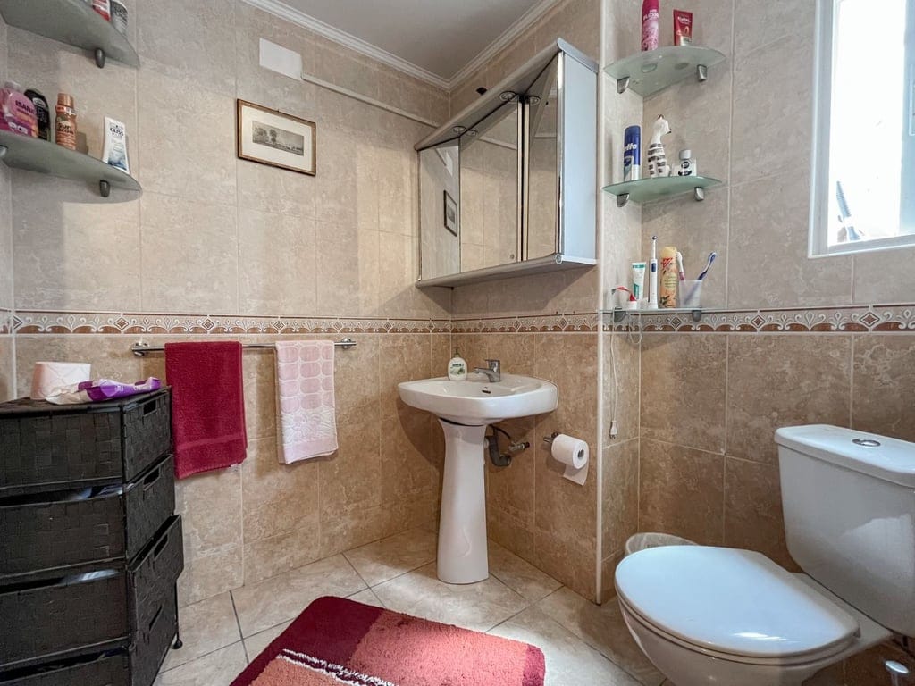 House for sale in Dénia with an active restaurant license in Las Marinas, 500 m from the sea. - Foto 28