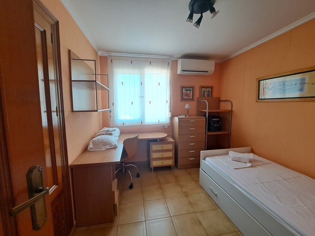 Property Title for Sale - Foto 14