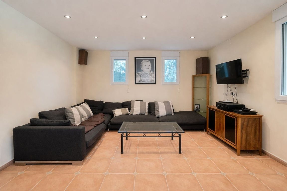 Villa de 3 dormitorios, apartamento de invitados y vistas al mar en el Montgó, Dénia - Foto 22