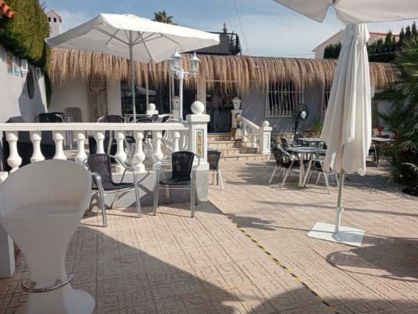 Villa en venta en La Nucía - Foto 2