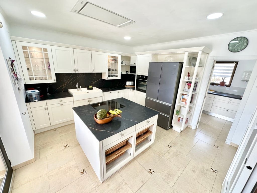 Uw oase in Monte Pego: chalet met een groot perceel, zwembad en volledige privacy - Foto 14