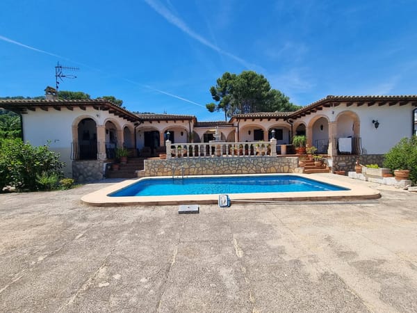 Charmante Villa mit Pool, Garage und zusätzlichem Baugrundstück in La Sella - Foto 1