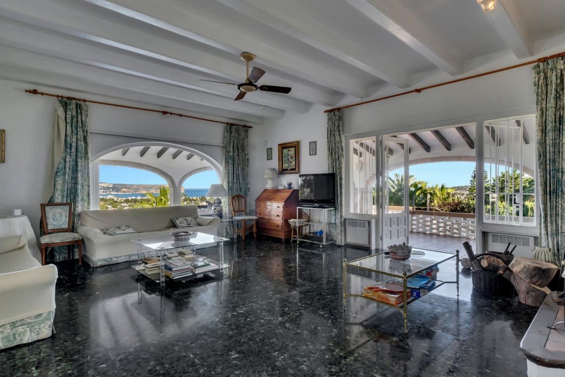 Stunning villa with amazing sea views in the El Tosalet urbanization. - Foto 8