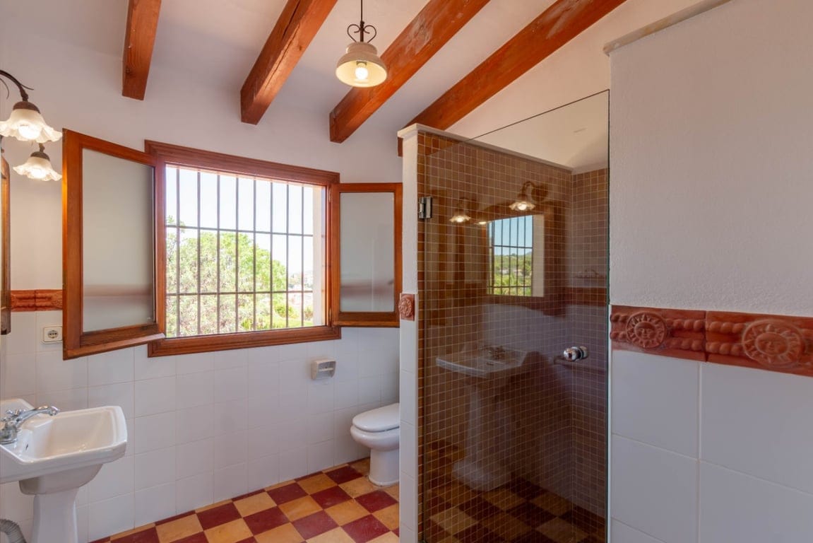 Villa mit 5 Schlafzimmern in Gata de Gorgos zur Langzeitmiete verfügbar. - Foto 20