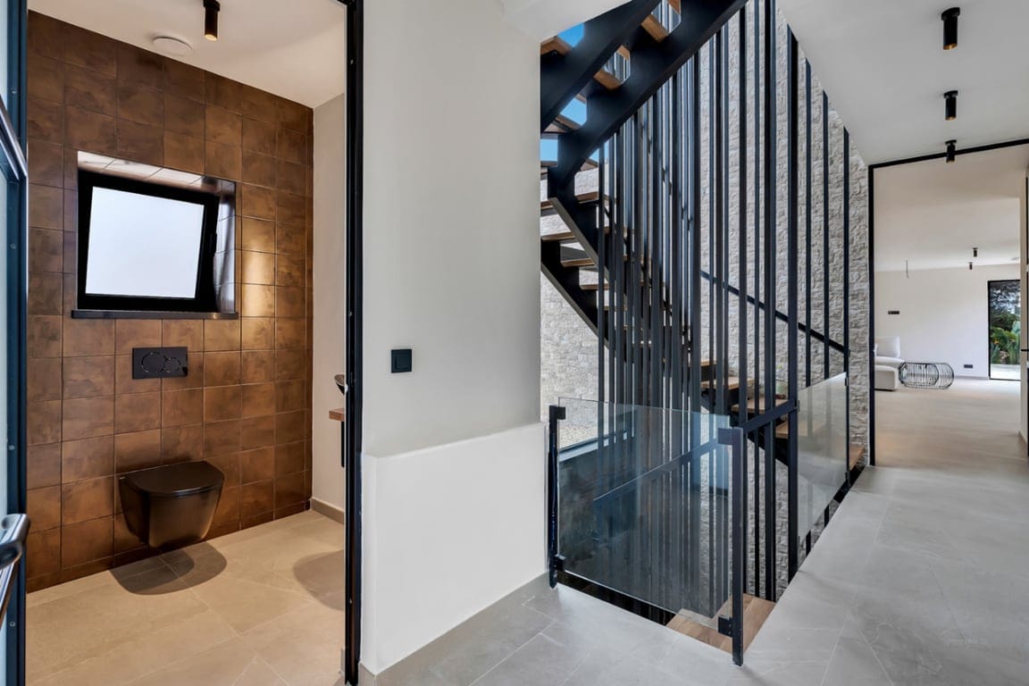 Villa de lujo de nueva construcción ubicada en una zona tranquila - Foto 24