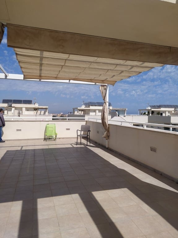 Ático dúplex con vistas panorámicas al mar – Exclusividad a 100 metros de la playa - Foto 23