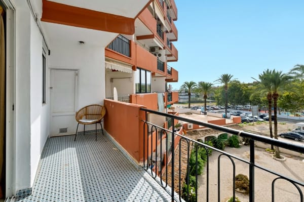 Apartamento reformado a tan solo 300 metros de la playa de El Arenal, Jávea - Foto 2