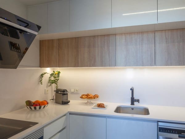 Apartamento en primera línea de playa de Denia - Foto 9