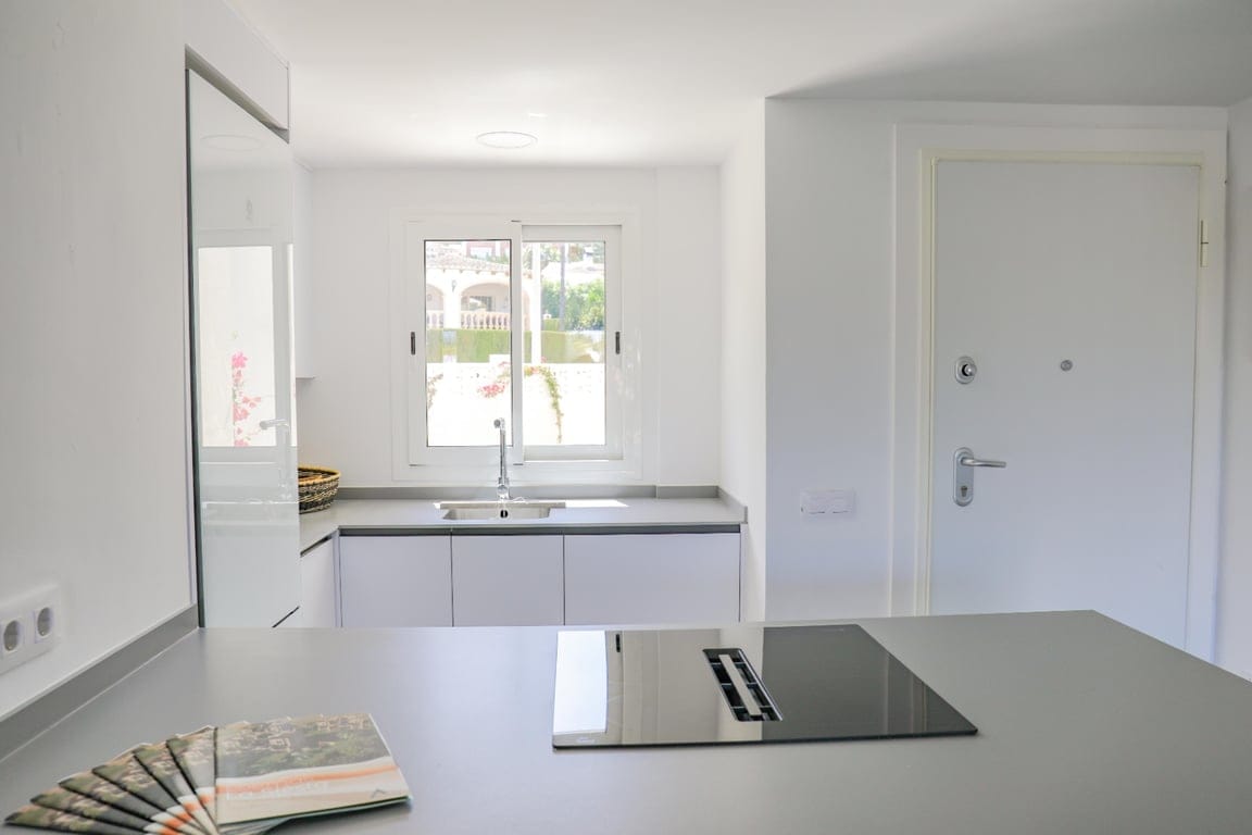 Apartment for sale in Denia, complex with pool and parking - Foto 7