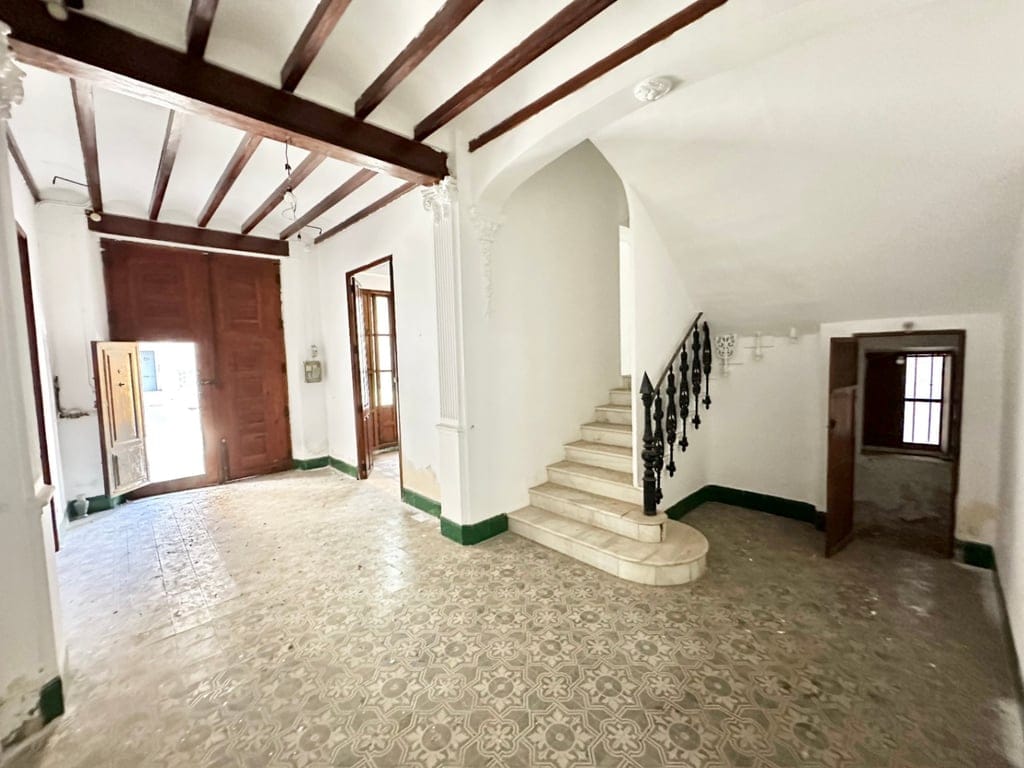 Einfamilienhaus mit über 100 Jahren Geschichte im Altstadtkern von Pego. - Foto 12