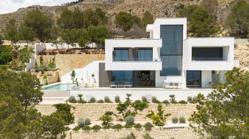 Luxury Turnkey Villa in Altea | Garden with Pool and Sea Views | Ready for Immediate Occupancy