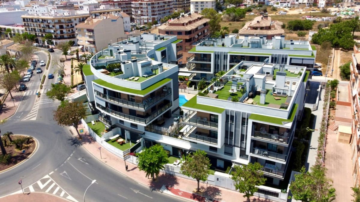 Modern and elegant south-facing apartment with a pool in Jávea. - Foto 30