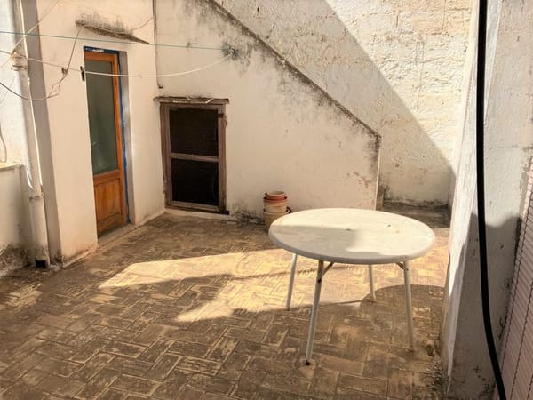Casa de pueblo con terraza y patio en Pedreguer - Foto 4