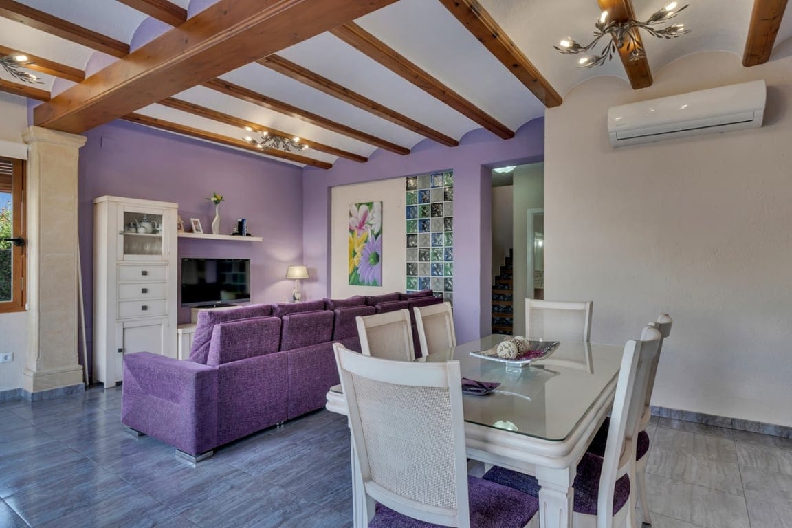 Exklusives Reihenhaus in Jávea, 500 m vom Meer entfernt, mit 4 Schlafzimmern und Gemeinschaftspool. - Foto 9