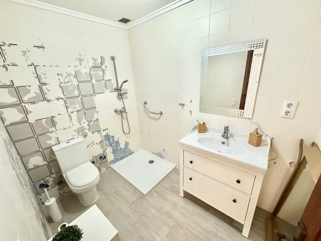 Charmantes Dorfhaus mit großem Innenhof im Zentrum von Pego. - Foto 13