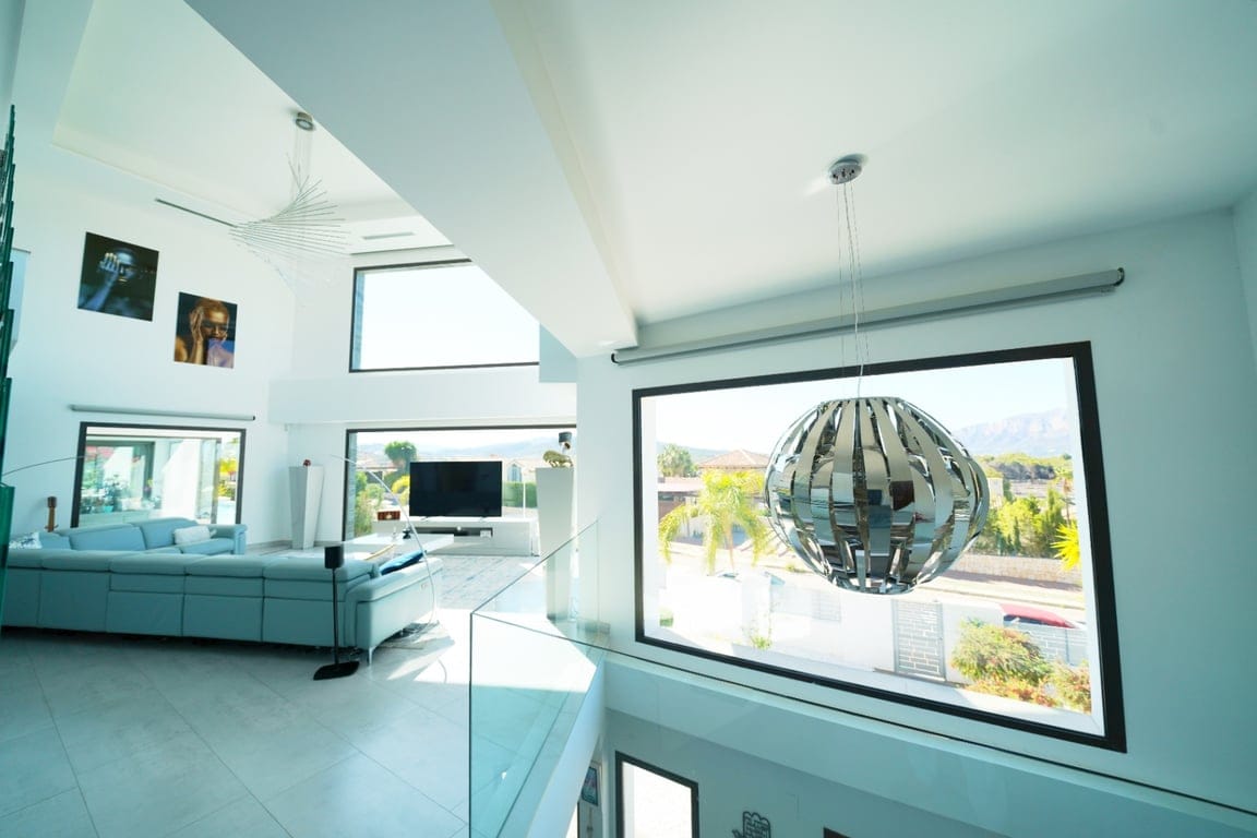 Luxury villa in Benitachell with sea views, infinity pool, and gym. - Foto 15