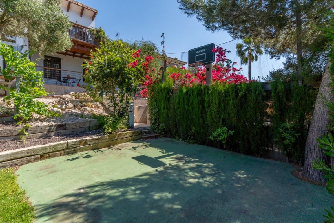 Impresionante Villa a la venta en Jávea, con piscina interior y exterior - Foto 34