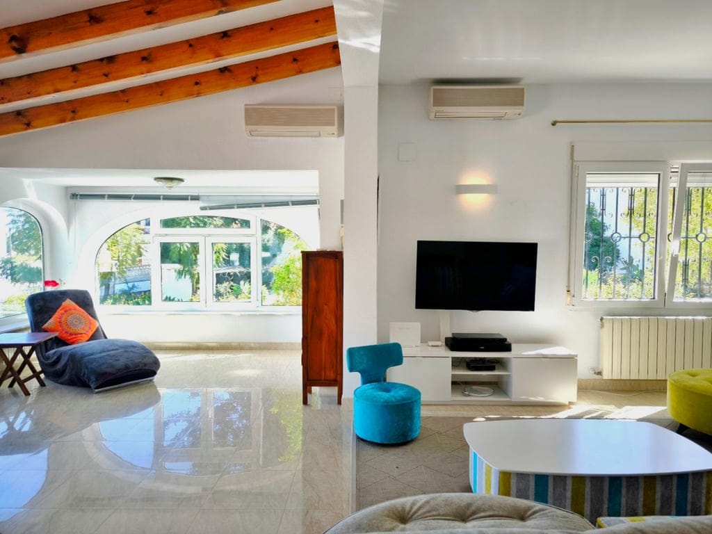 Villa con apartamento de invitados y vistas al mar en Dénia - Foto 25