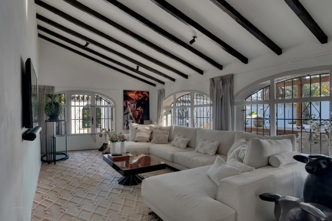 Exclusives, komplett renoviertes Anwesen mit großem Grundstück von 11.367 m2. - Foto 18