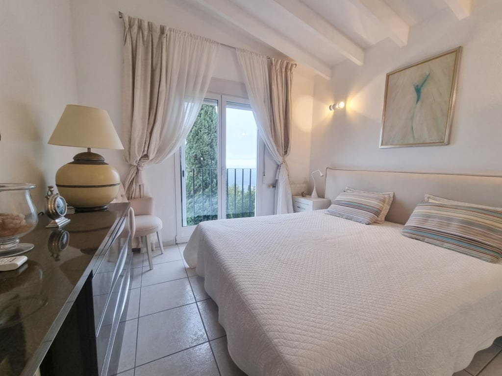 Willa 4 sypialnie z widokiem na morze i dolinę w Monte Pego - Foto 14