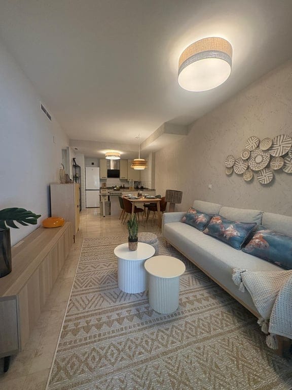 Renovated 1-bedroom apartment in Denia with a communal pool. - Foto 7