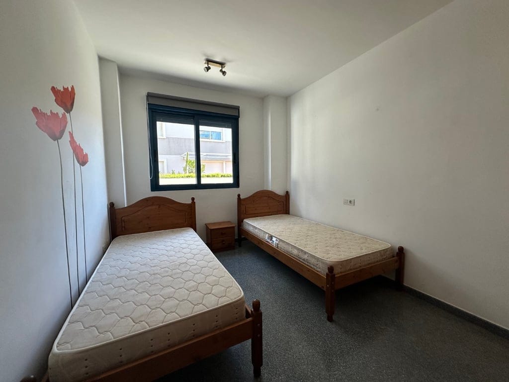 Apartment for sale with 3 bedrooms in Denia, Alicante. - Foto 13