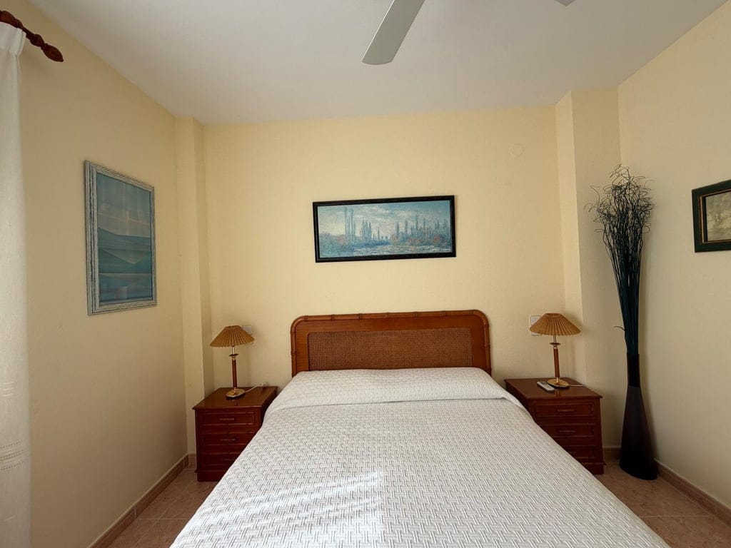 Ground floor with private garden for sale with 2 bedrooms in Playa de les Marines, Denia. - Foto 21