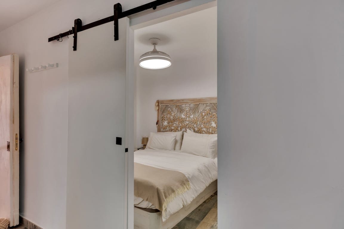 Apartamento reformado con piscina cerca del mar - Foto 11