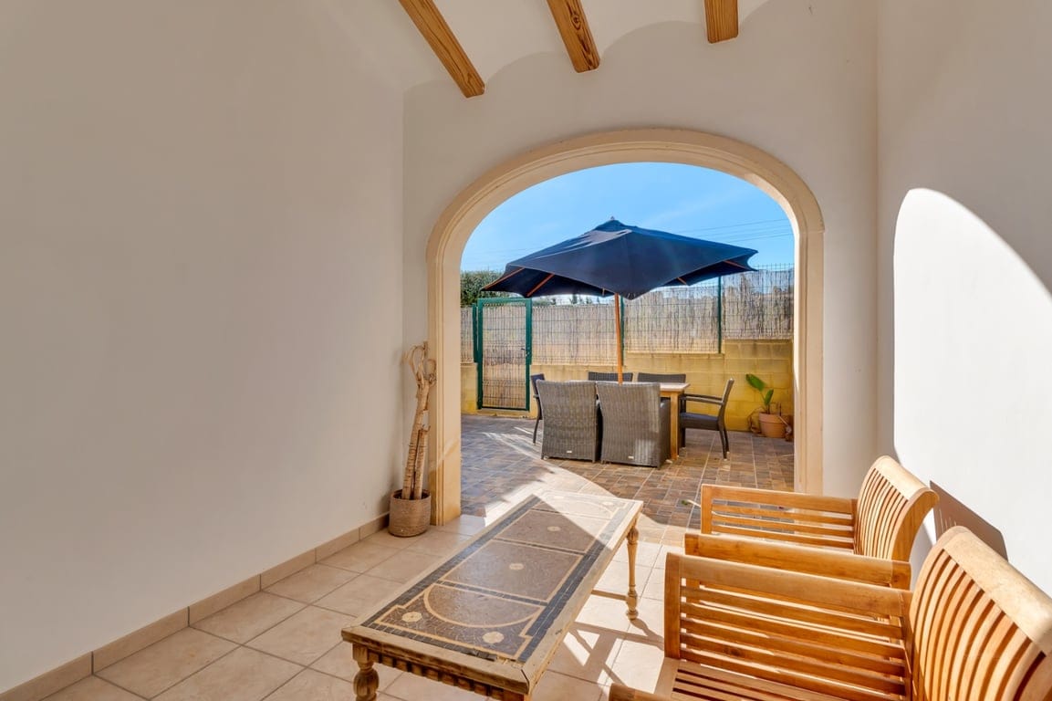 Townhouse with a large south-facing terrace and pool. - Foto 9