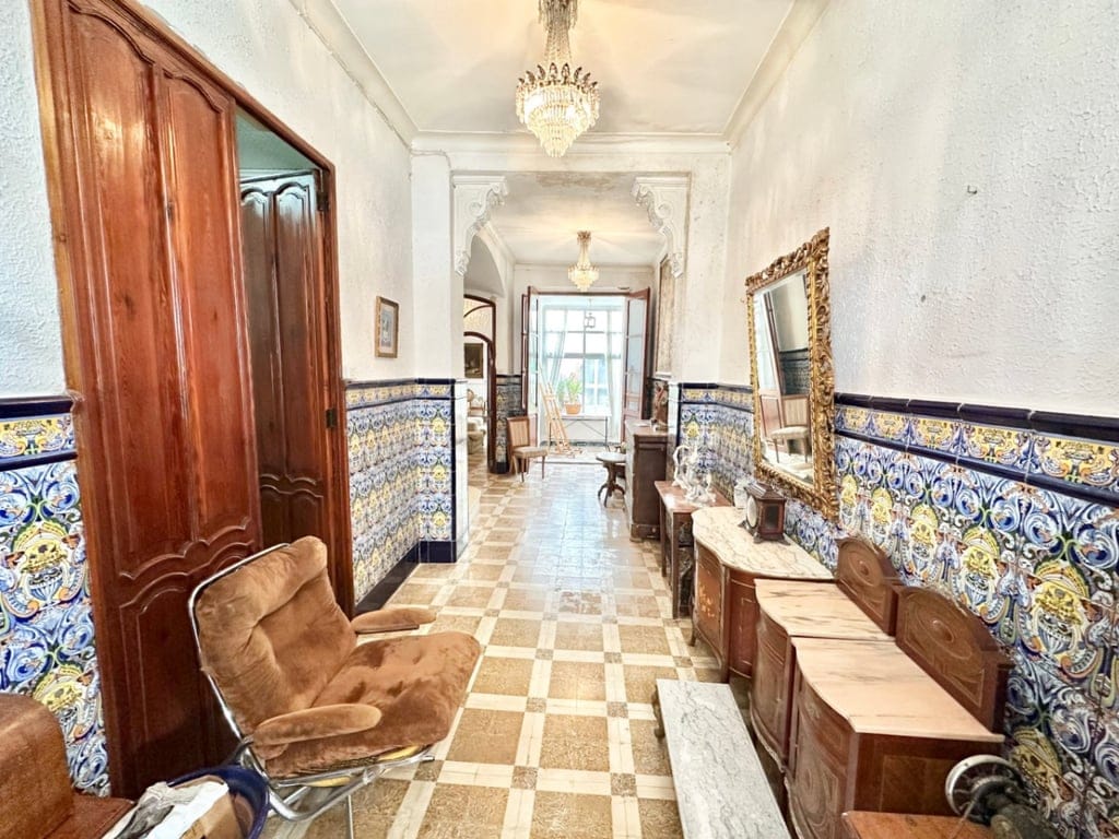 Charmantes Dorfhaus mit großem Innenhof im Zentrum von Pego. - Foto 2