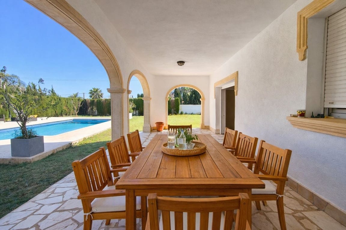 Villa de 3 dormitorios, apartamento de invitados y vistas al mar en el Montgó, Dénia - Foto 5