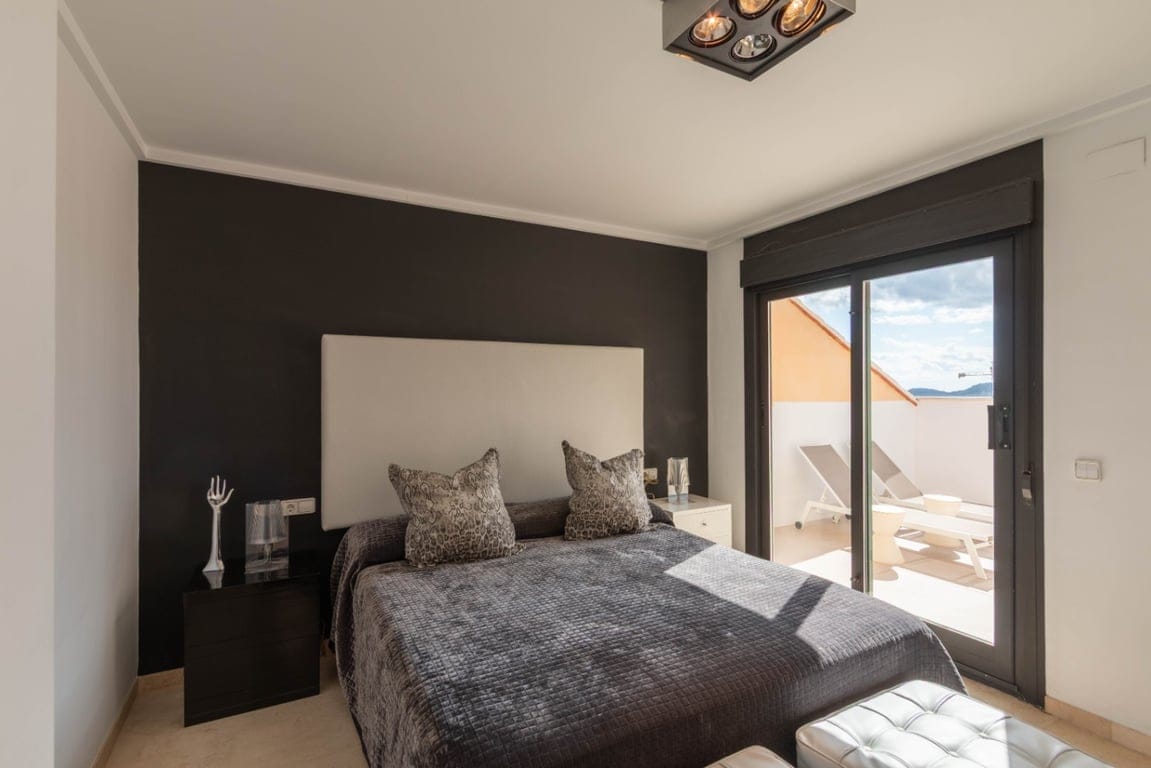 South facing top floor duplex in Port for winter rental - Foto 18