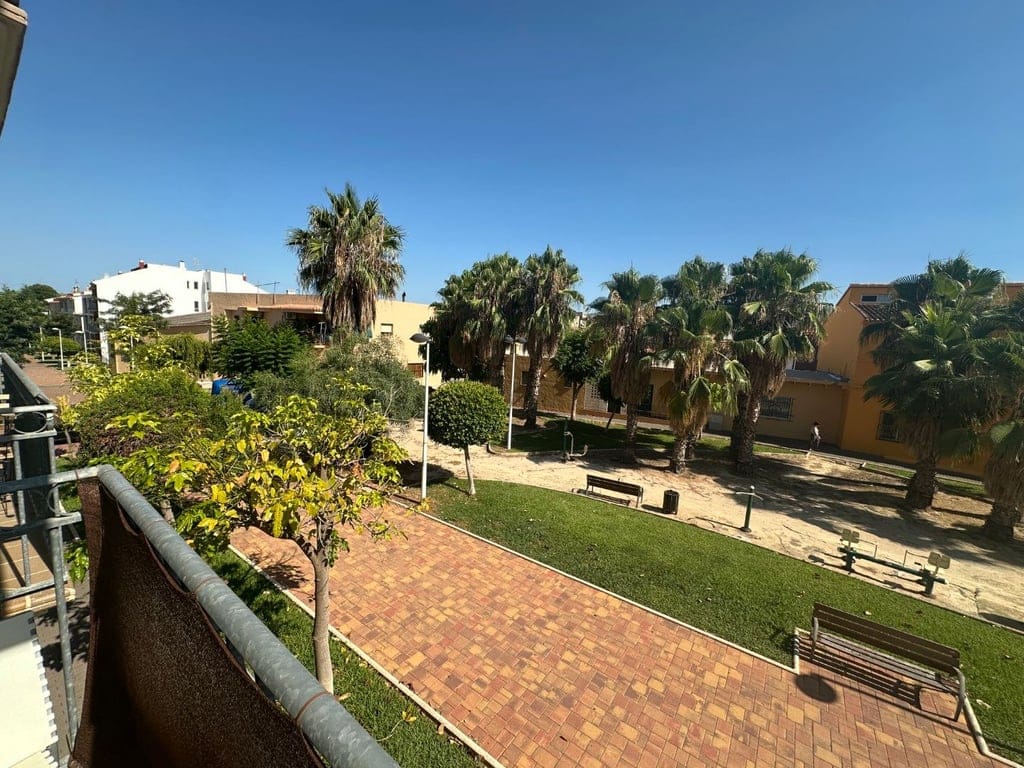 Semi-New Apartment for Sale in Beniarbeig – Bright and with Open Views - Foto 2