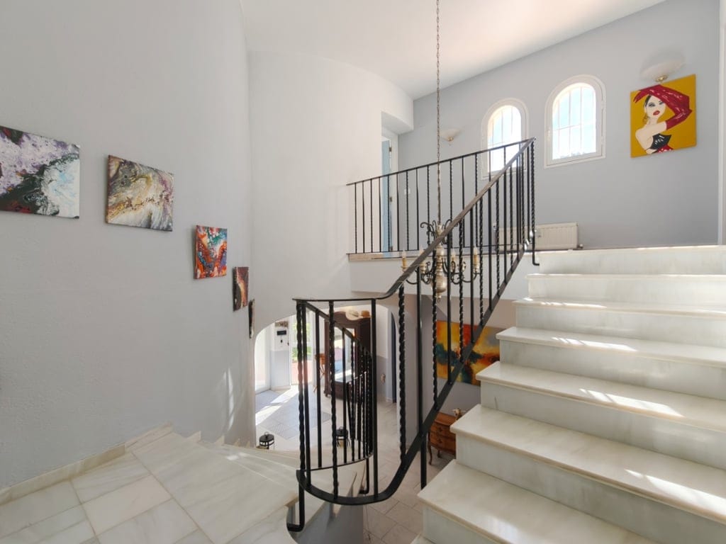 Estilo de vida mediterráneo en su máxima expresión – Exclusiva finca en el campo de golf La Sella